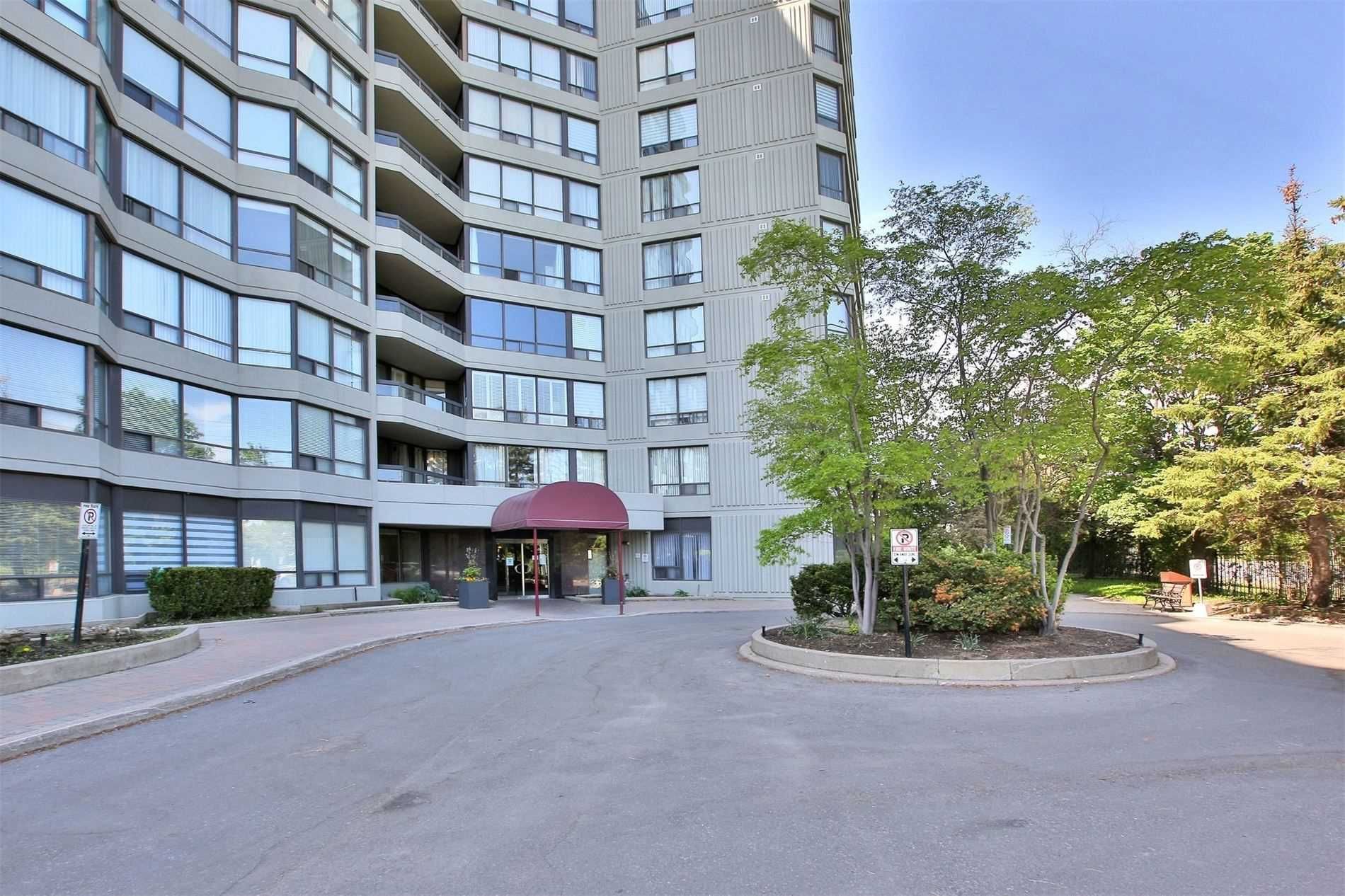 7460 Bathurst St 7460 Bathurst Condos 0 Condos for Sale & 2 Units for Rent strata.ca