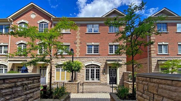 8 Brighton Place Townhomes