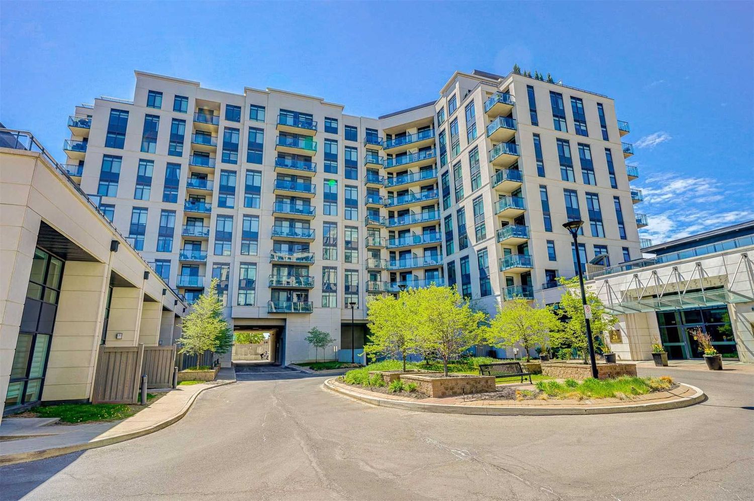 24 Woodstream Boulevard. Allegra Condos is located in  Vaughan, Toronto - image #1 of 2