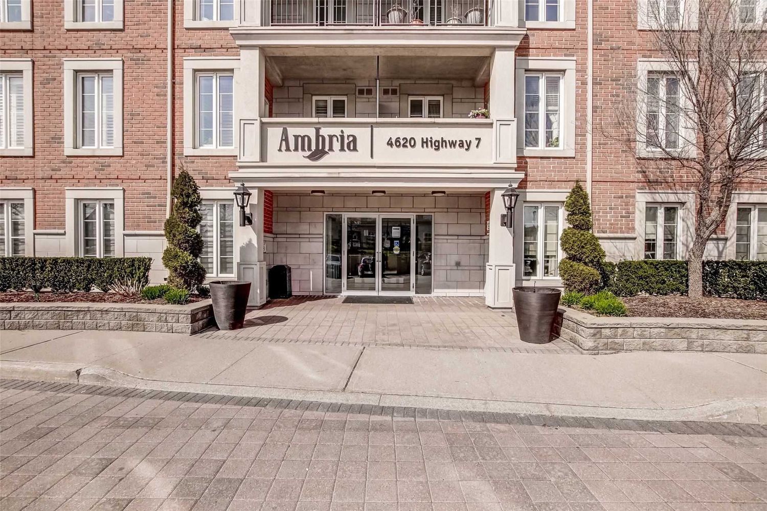 4620 Highway 7. Ambria-Country Estate Condos is located in  Vaughan, Toronto - image #3 of 3