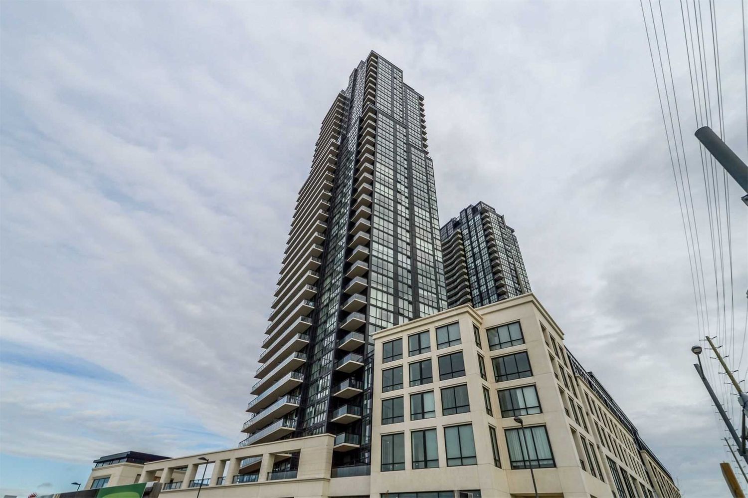 2900 Highway 7. Expo City I Condos is located in  Vaughan, Toronto - image #3 of 3