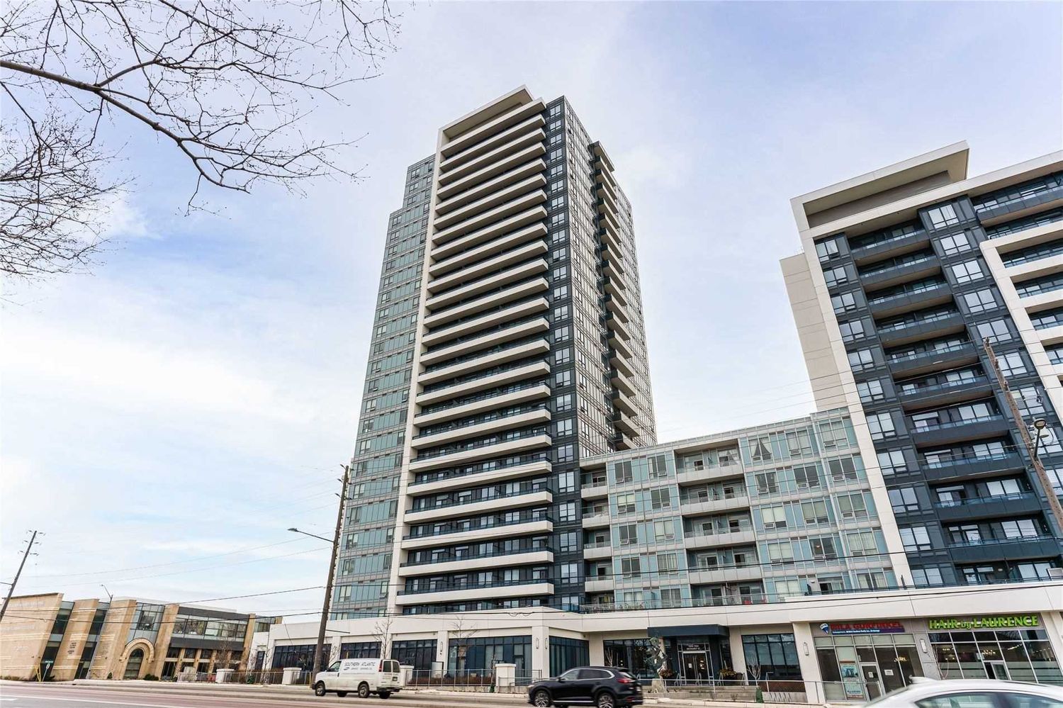 7890 Bathurst Street. Legacy Park Condos is located in  Vaughan, Toronto - image #3 of 3