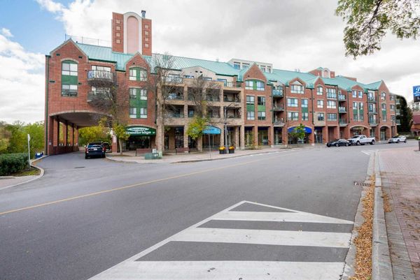 The Terraces of Woodbridge Condos