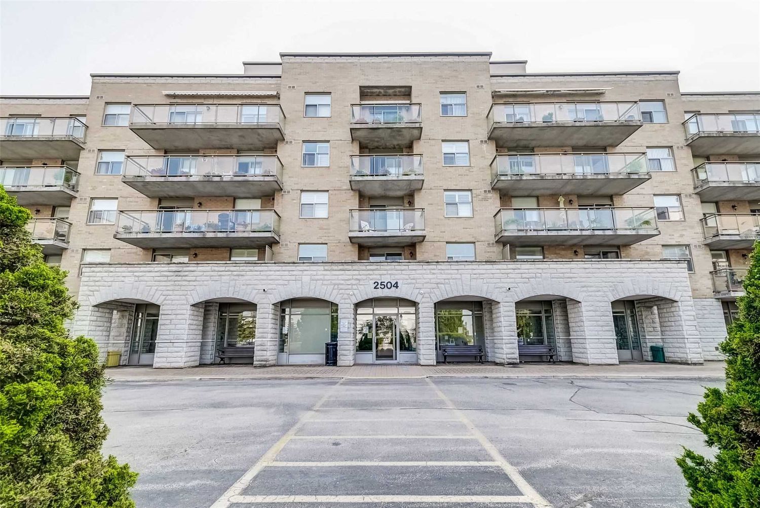 2504 Rutherford Road. Villa Giardino II Condos is located in  Vaughan, Toronto - image #2 of 3