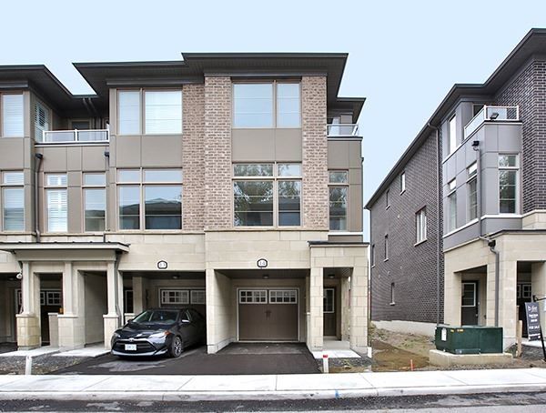 384 Arctic Red Drive. 384 Arctic Red Townhomes is located in  Oshawa, Toronto - image #2 of 2