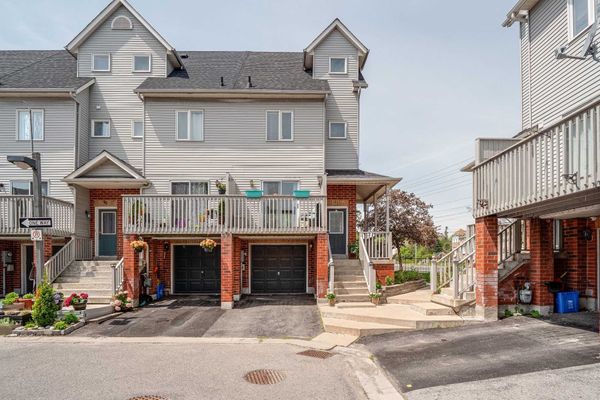 1865 Kingston Road Townhouses