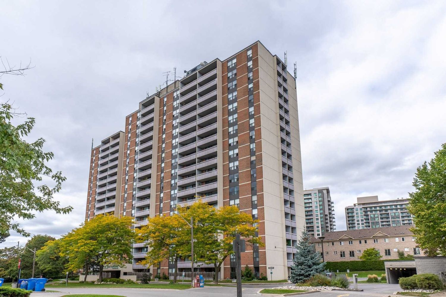 1210 Radom Street. The Bayshore Condominiums is located in  Pickering, Toronto - image #3 of 3