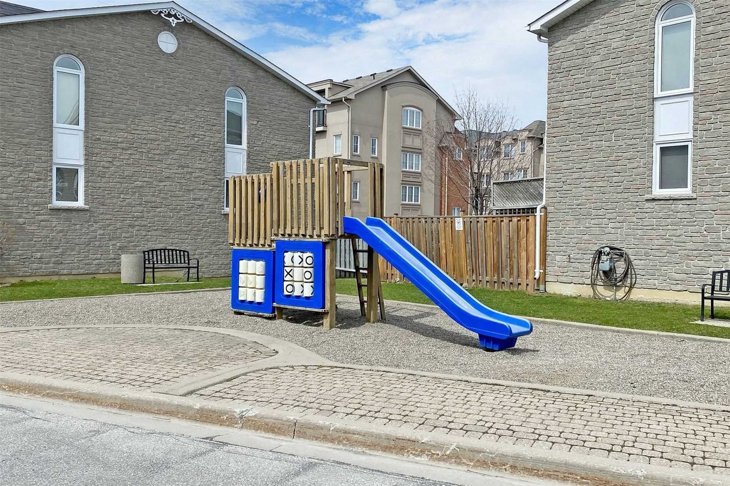 1345 Altona Road. The Gates of Pickering Townhomes is located in  Pickering, Toronto - image #2 of 2