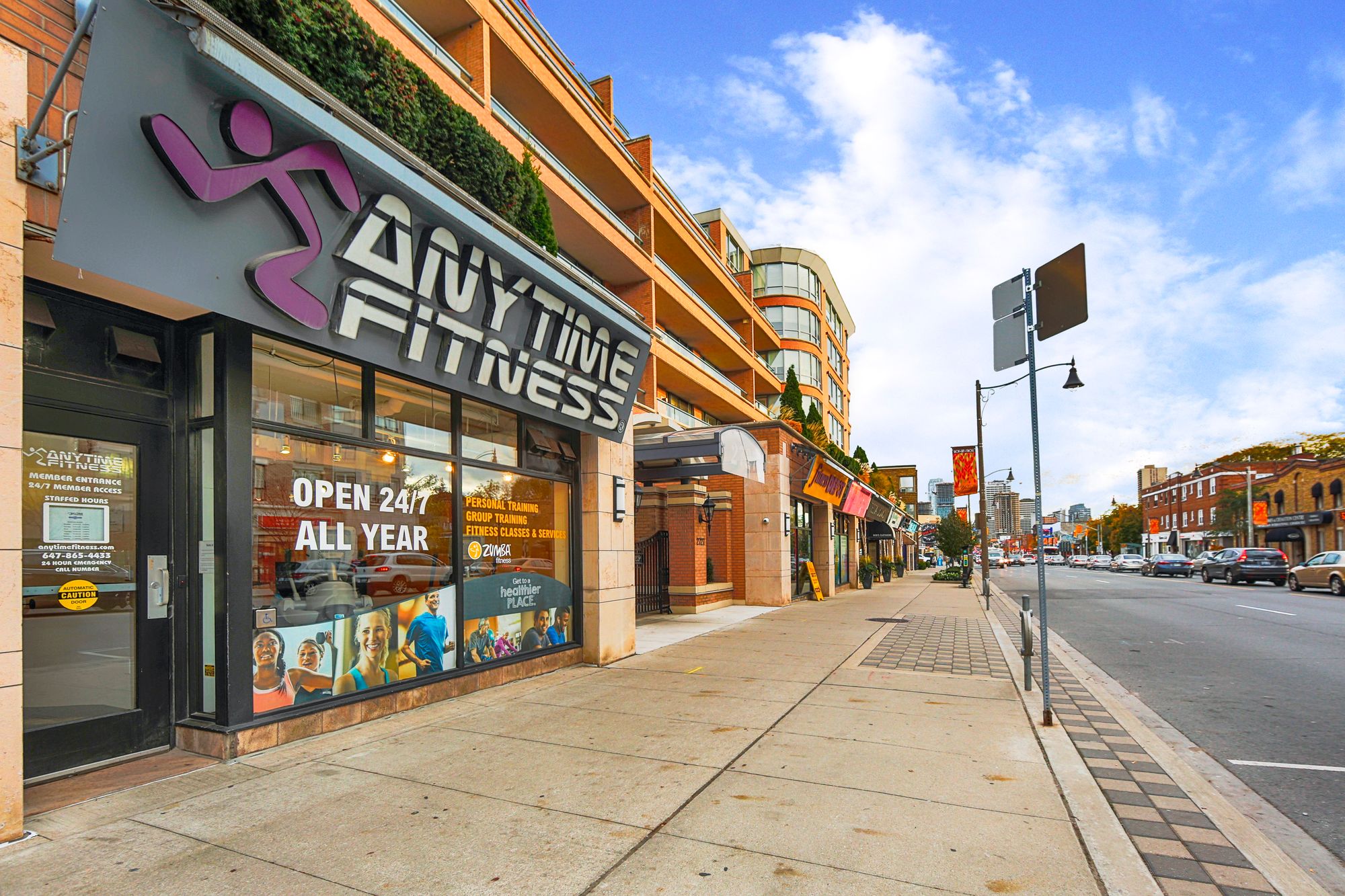 2727 Yonge St The Lawrence Park Condominiums 2 Condos for Sale & 0