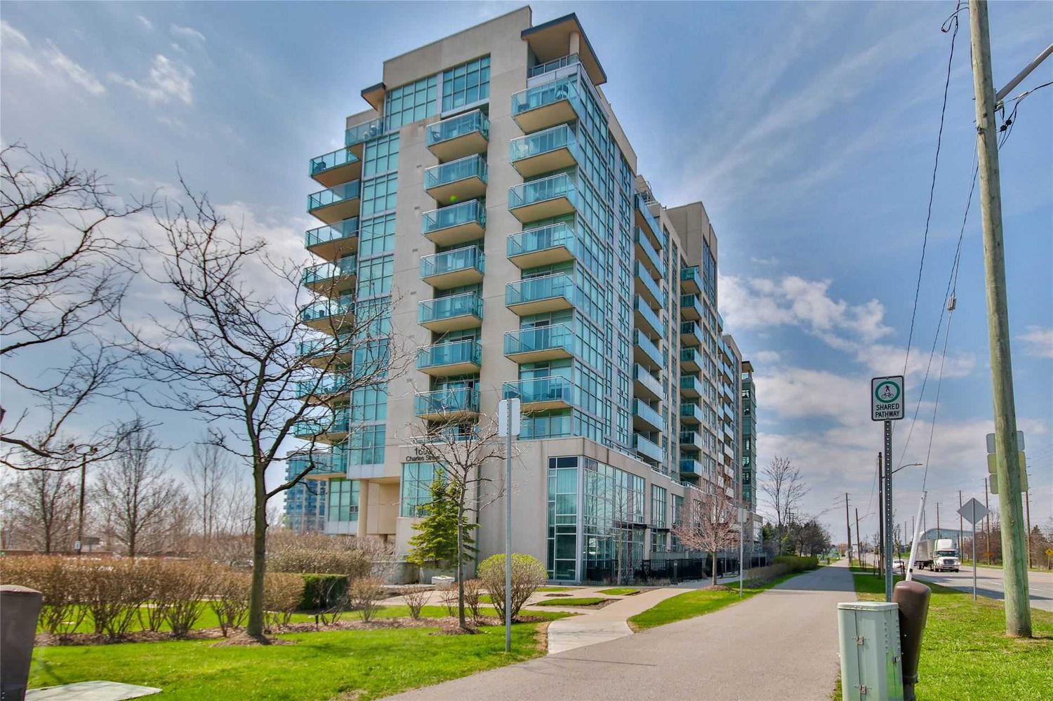 1600 Charles Street. The Rowe Condos is located in  Whitby, Toronto - image #2 of 2