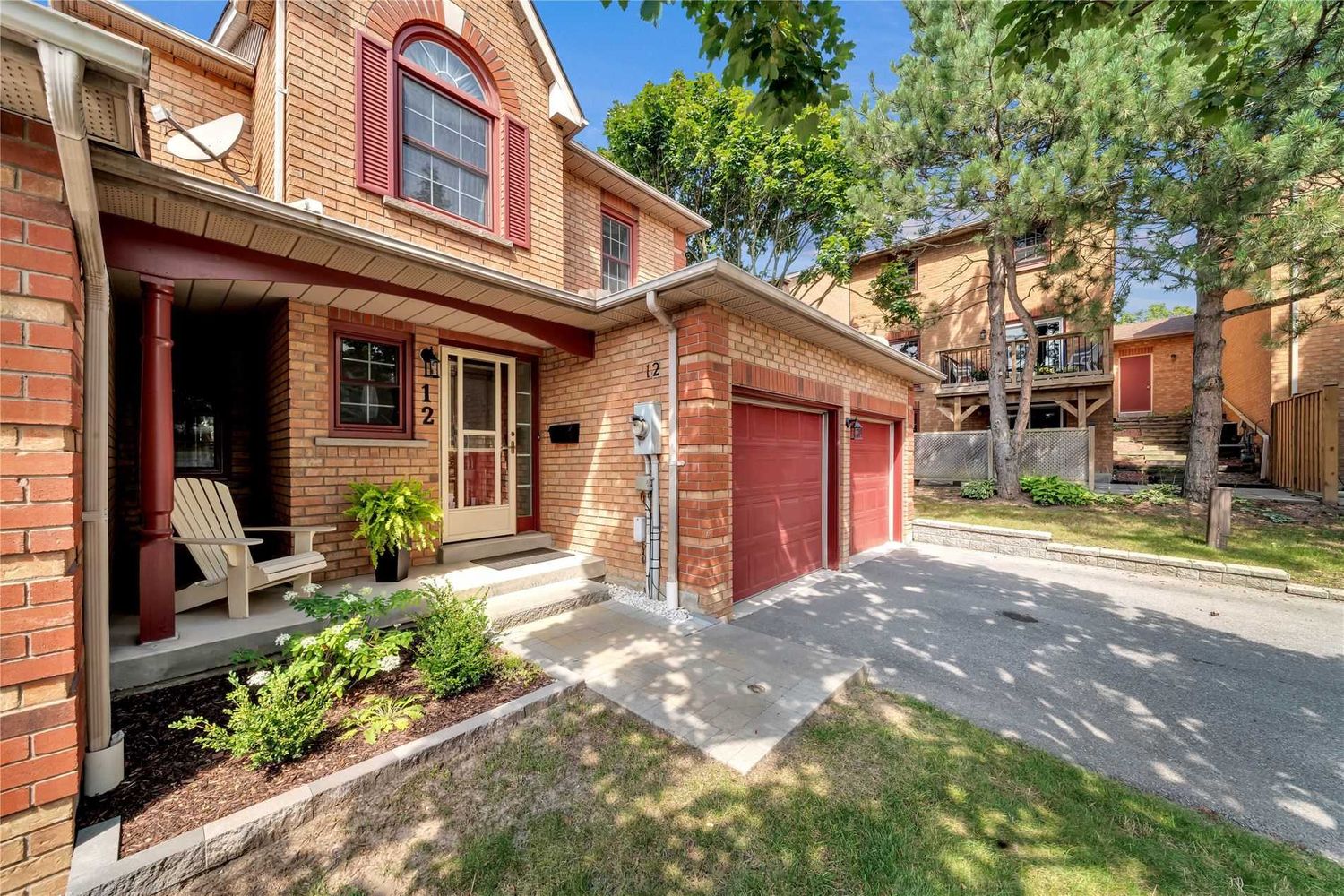 1610 Crawforth Street. 1610 Crawforth Townhomes is located in  Whitby, Toronto - image #2 of 2