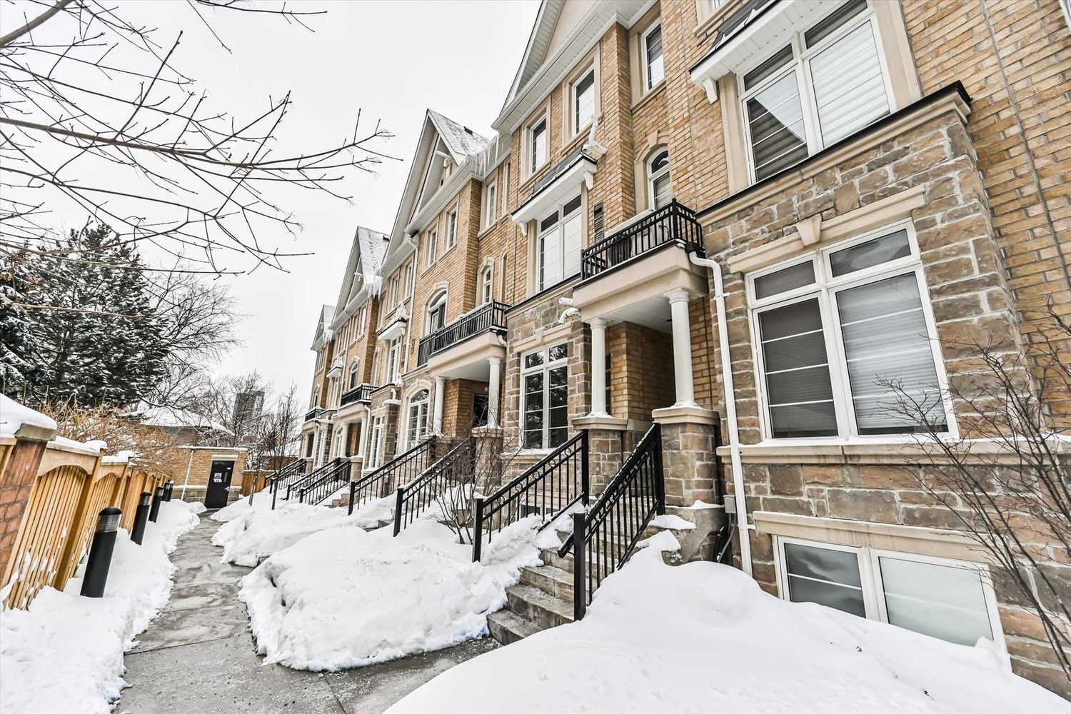 37-39 Drewry Avenue. 37 & 39 Drewry Ave Townhomes is located in  North York, Toronto - image #2 of 2