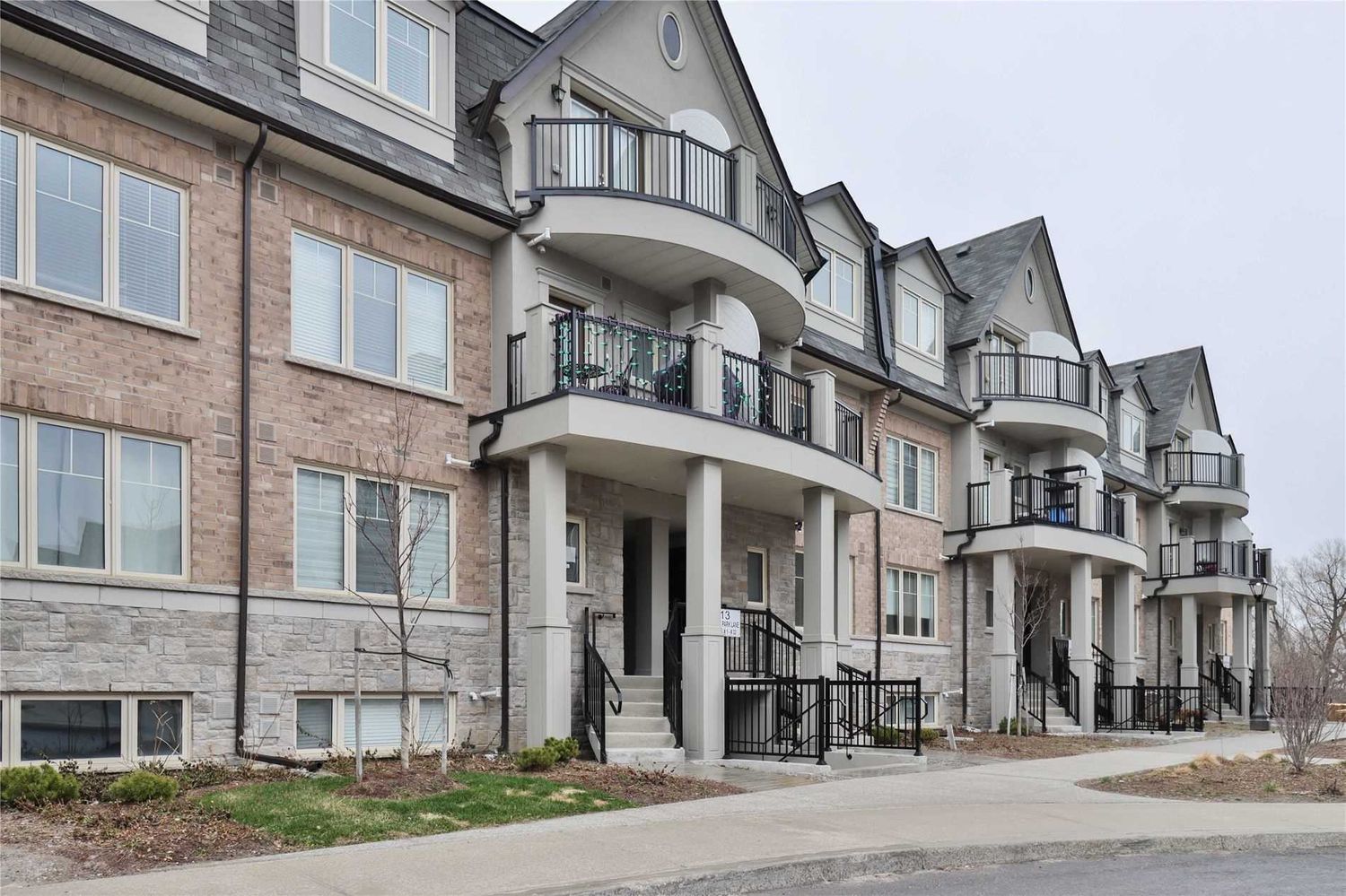 1251 Bridletowne Circ. Eaton On The Park Townhomes is located in  Scarborough, Toronto - image #1 of 2