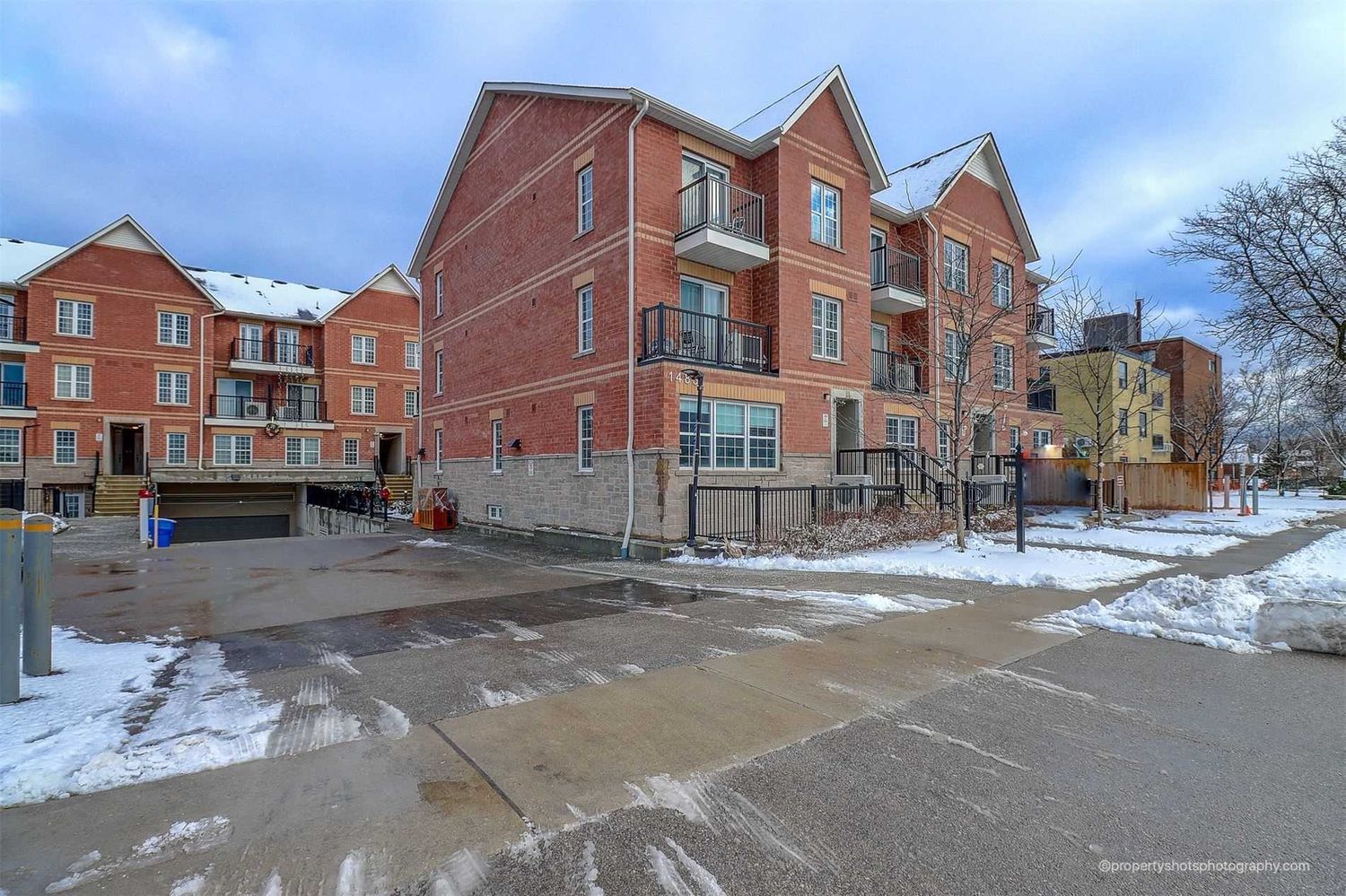 1483 Birchmount Road. Birchmount Gardens Townhomes is located in  Scarborough, Toronto - image #1 of 3