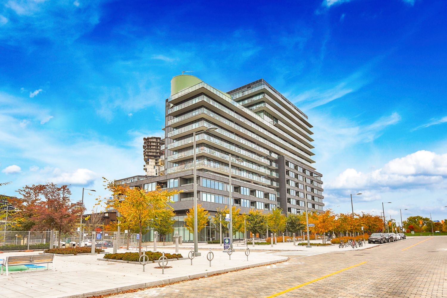 120 Bayview Avenue. Canary Park is located in  Downtown, Toronto - image #1 of 6