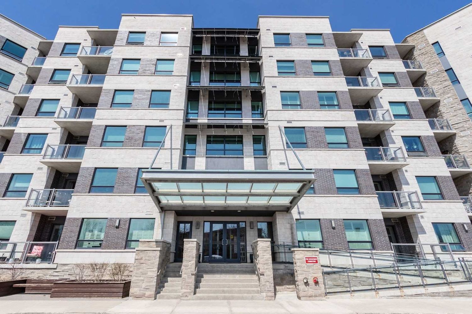 383 Main Street E. GreenLife Condos is located in  Milton, Toronto - image #2 of 2