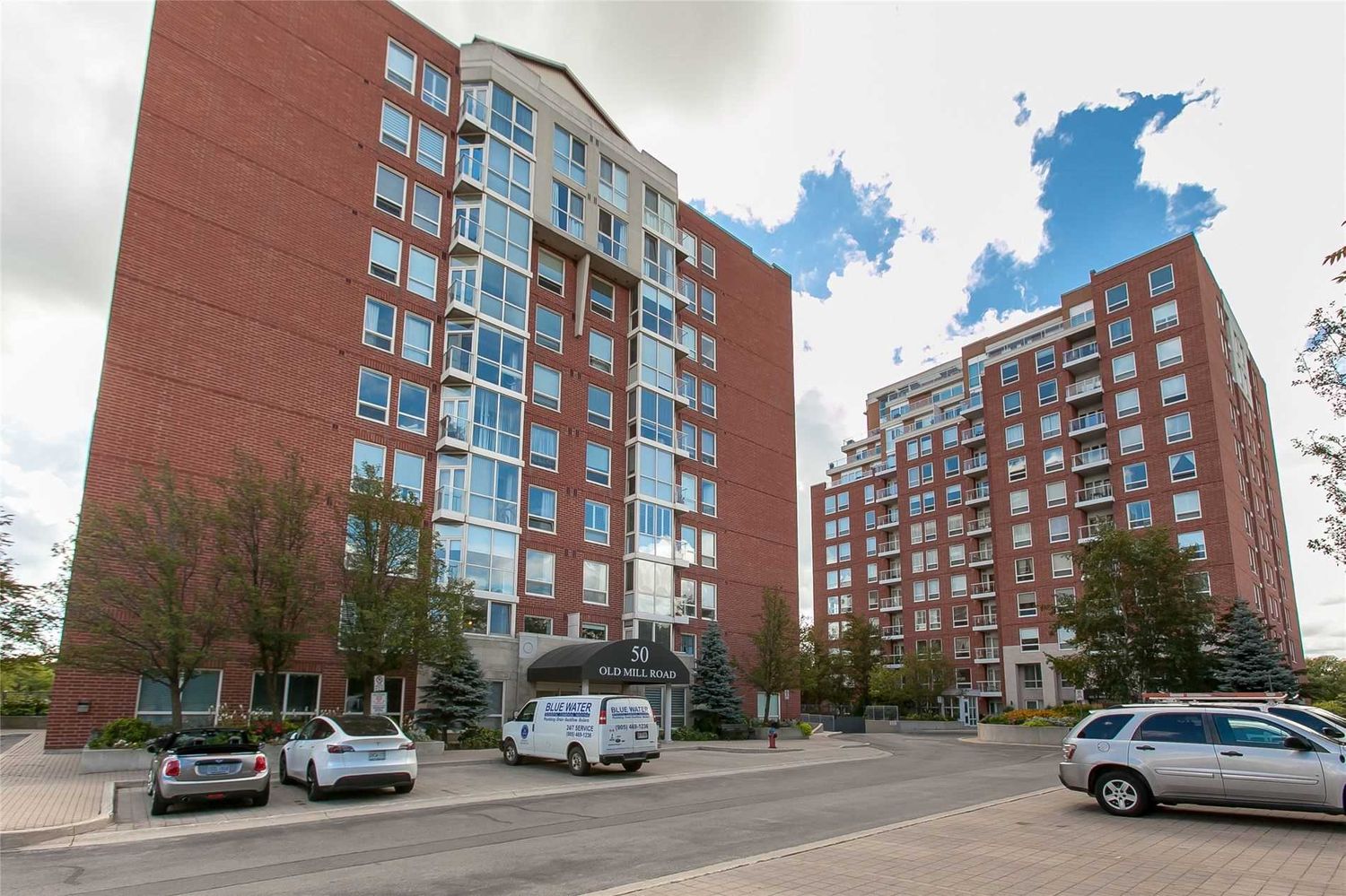 50 Old Mill Road. Oakridge Heights II Condos is located in  Oakville, Toronto - image #1 of 2