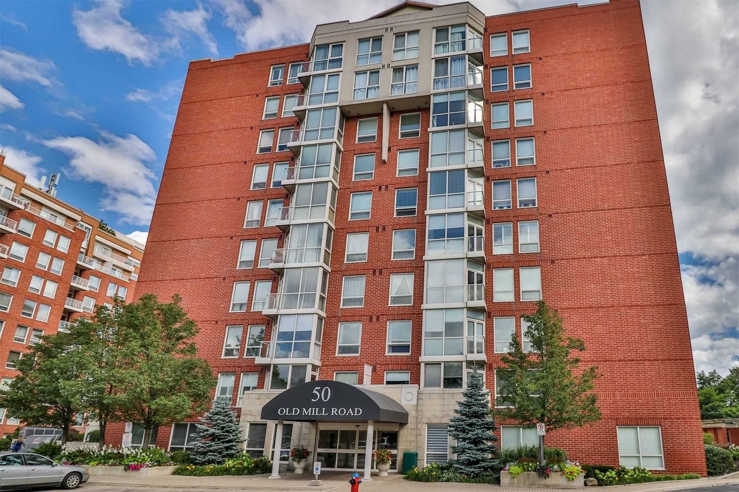 50 Old Mill Road. Oakridge Heights II Condos is located in  Oakville, Toronto - image #2 of 2