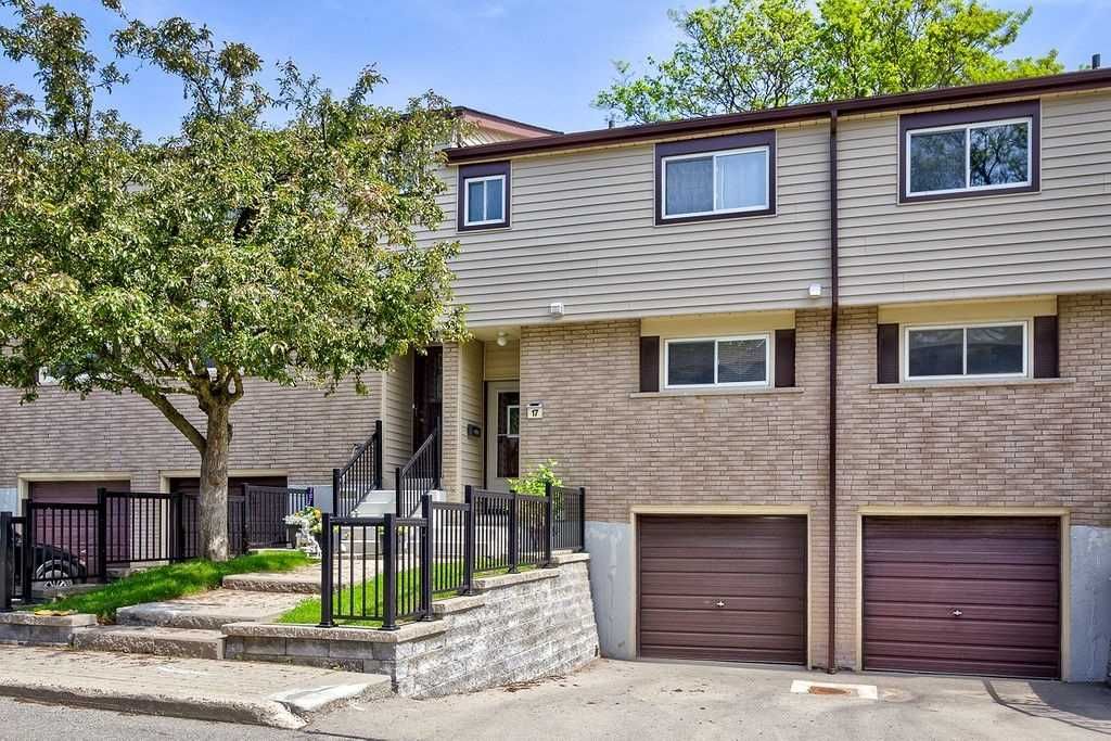 1524-1572 Garth Street. 1550 Garth Townhomes is located in  Hamilton, Toronto