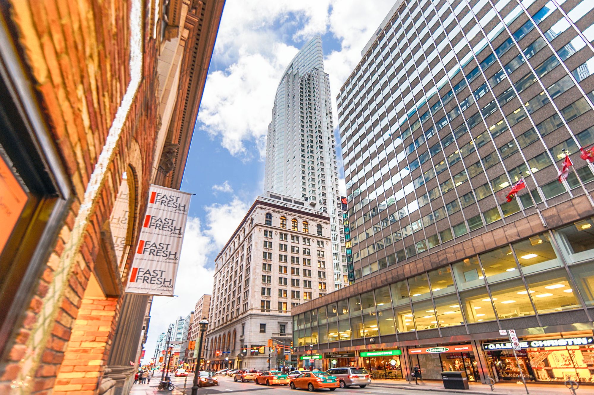 1 King St W, unit 2002 for sale in City Centre - image #1