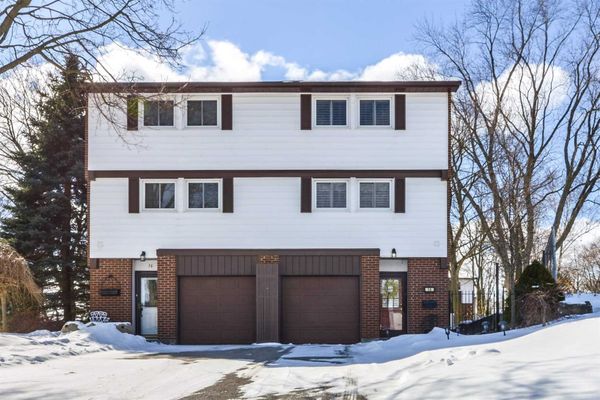 Larraine Ave Townhomes