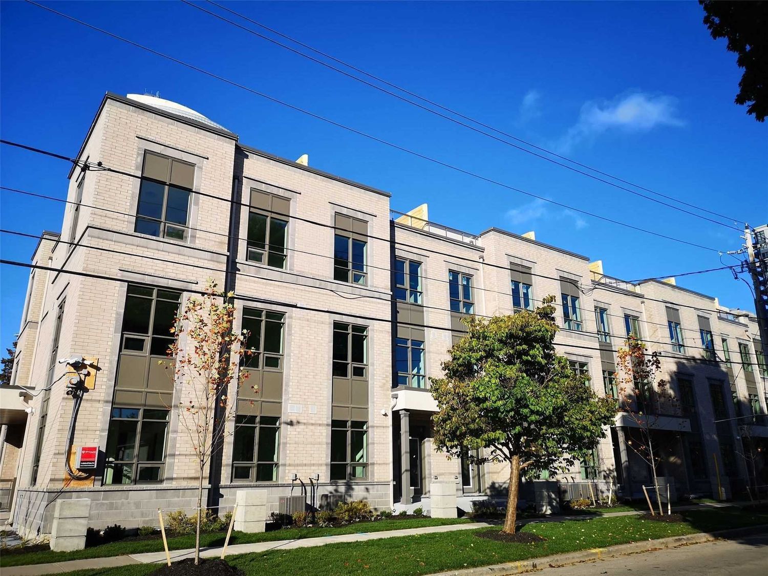50 Holmes Avenue. Kenneth & Holmes Urban Townhomes is located in  North York, Toronto