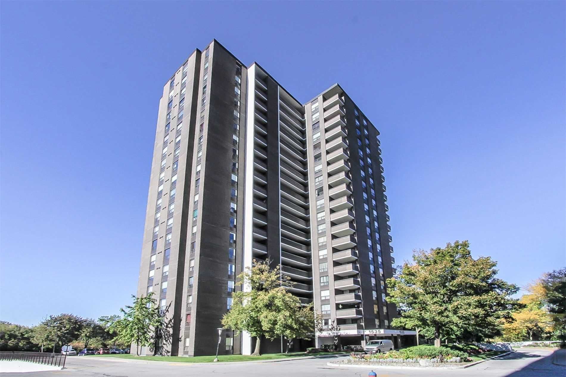 1535 Lakeshore Rd W, unit 1702 for rent in Lakeview - image #1