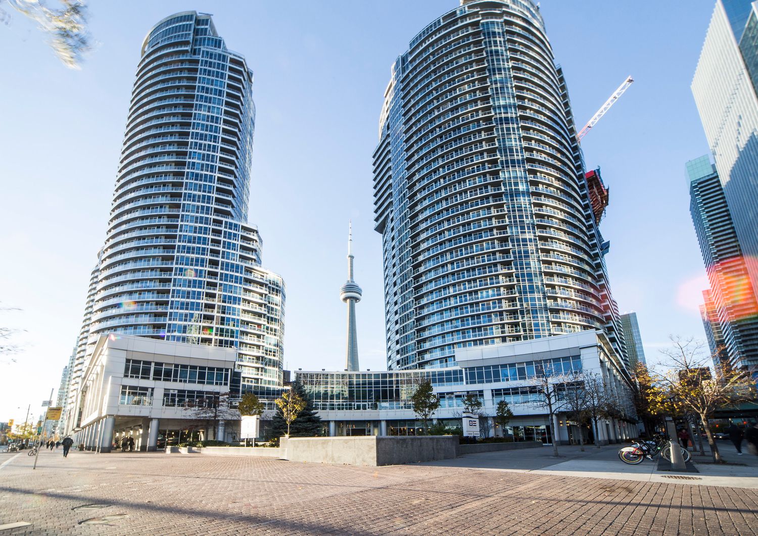 208 Queens Quay W. Waterclub II Condos is located in  Downtown, Toronto - image #2 of 2