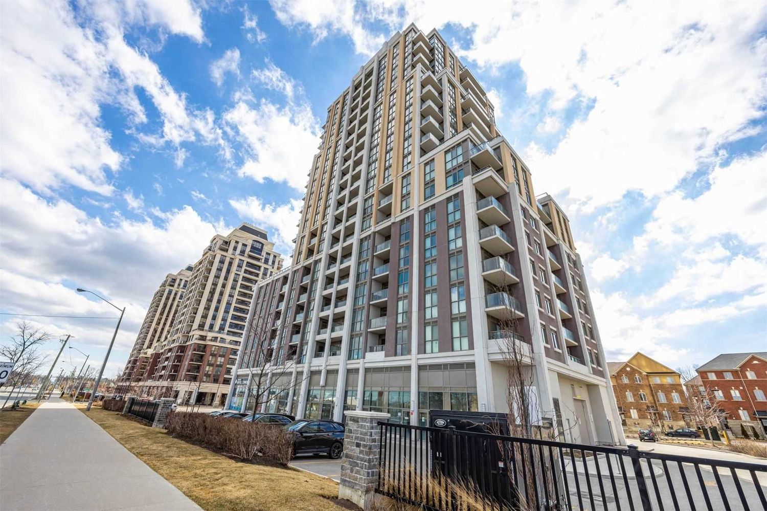 9560 Markham Road. The Mark Condos is located in  Markham, Toronto - image #1 of 2
