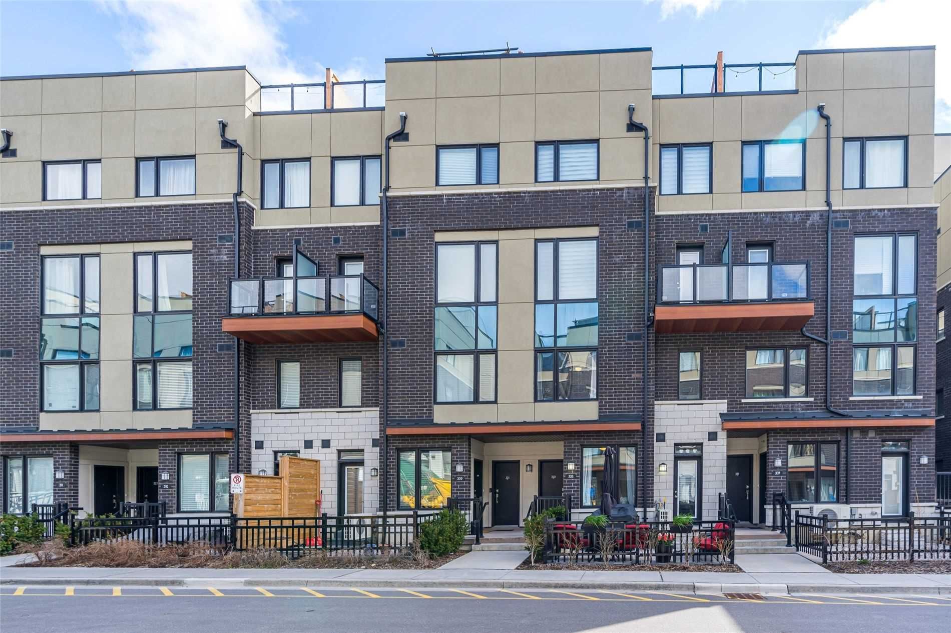 1555 Kingston Rd Centre Point Towns 2 Beds 3 Baths Unit 405