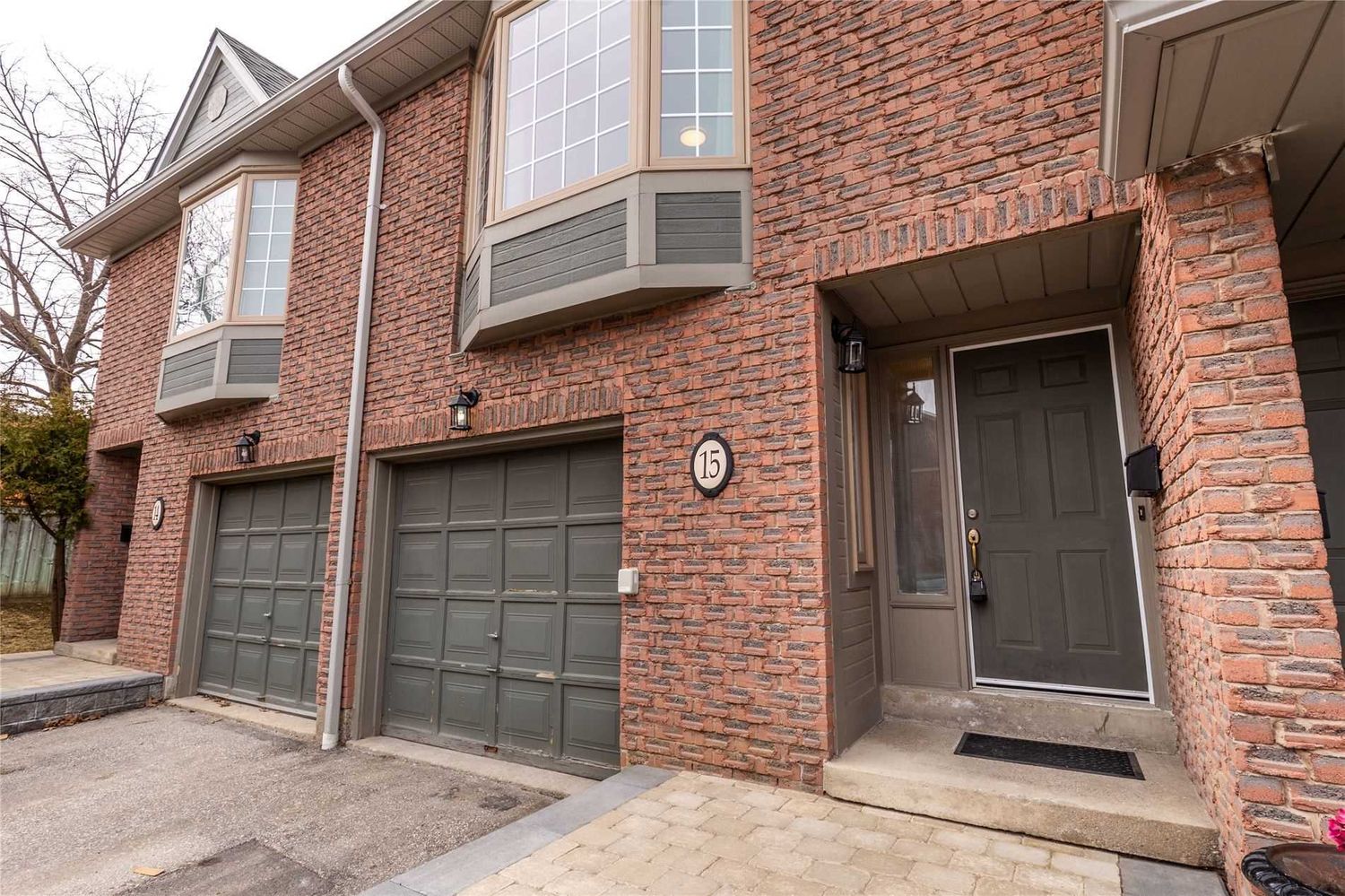 3100 Fifth Line W. 3100 Fifth Line West Townhomes is located in  Mississauga, Toronto - image #2 of 2