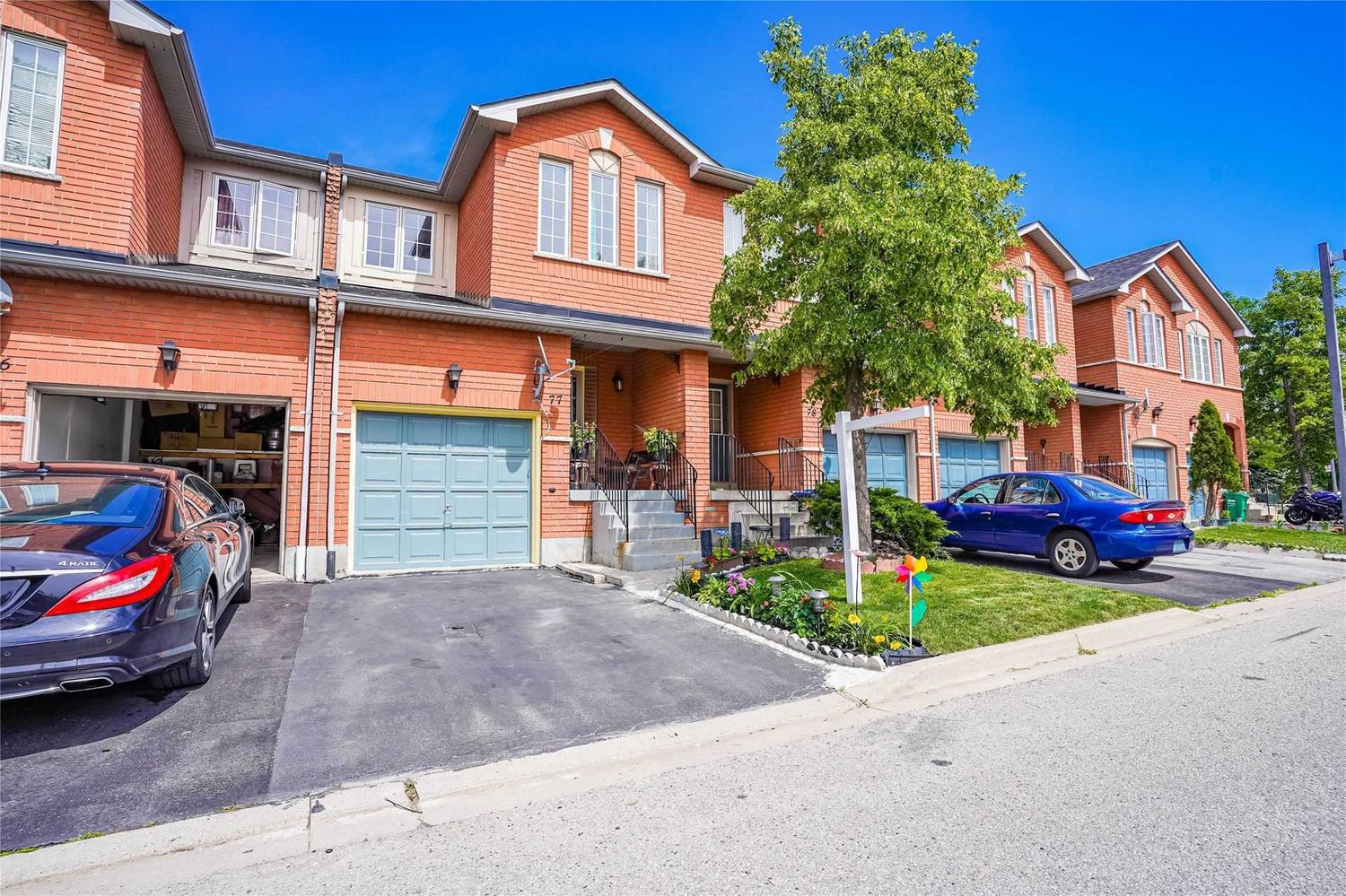 7115 Rexwood Road. 7115 Rexwood Road Townhomes is located in  Mississauga, Toronto - image #2 of 2