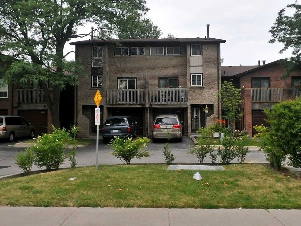 2028-2058 Martin Grove Road. 2028 Martin Grove Townhouses is located in  Etobicoke, Toronto - image #2 of 2