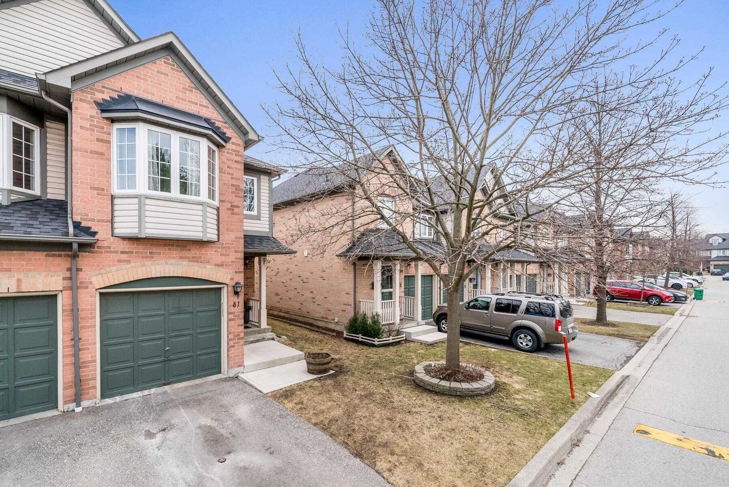 2080 Leanne Boulevard. Sheridan Lane Townhomes is located in  Mississauga, Toronto - image #2 of 2