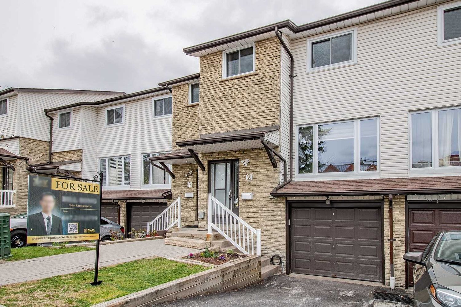 40-50 Wayside Avenue. 40 Wayside Avenue Townhomes is located in  Scarborough, Toronto - image #1 of 2