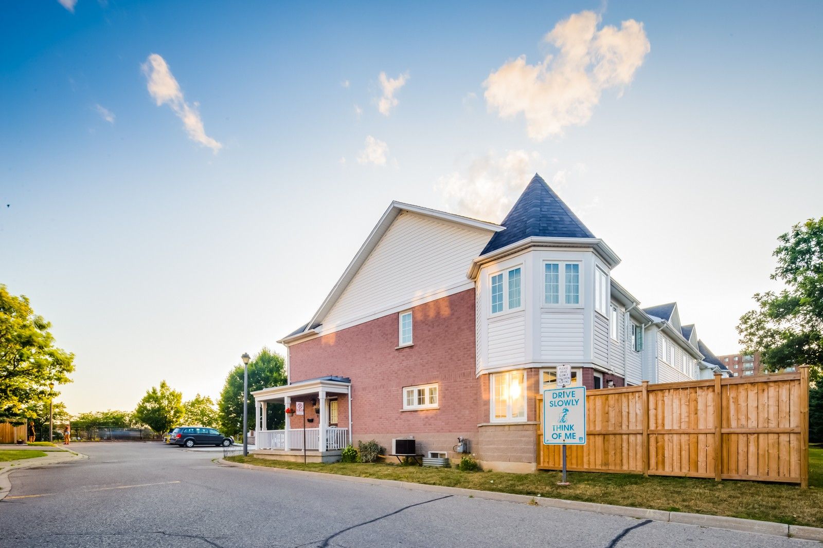 6810 Meadowvale Town Centre Cir 6810 Meadowvale Town Centre Townhomes