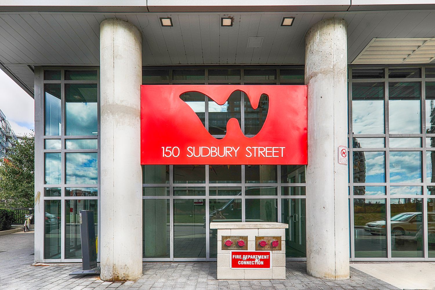 150 Sudbury Street. Westside Gallery Lofts is located in  West End, Toronto - image #5 of 6