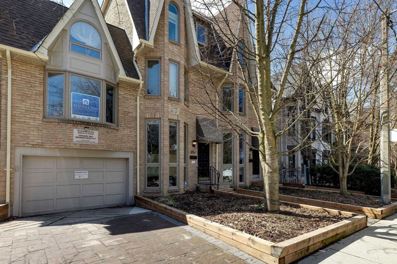 95 Summerhill Avenue. 95 Summerhill Avenue Townhomes is located in  Midtown, Toronto - image #1 of 2