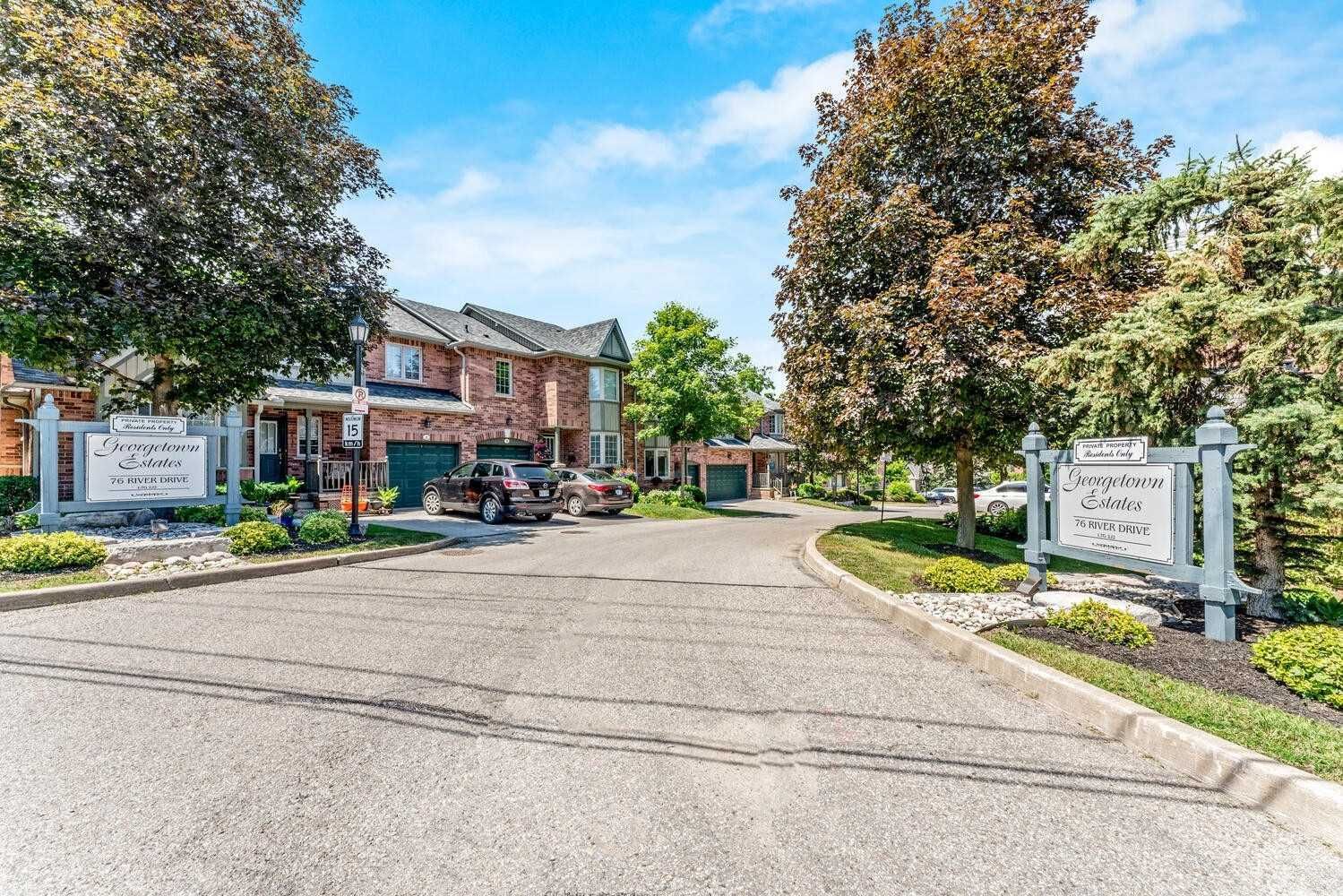 76 River Drive. Georgetown Estates Townhomes is located in  Halton Hills, Toronto - image #1 of 2