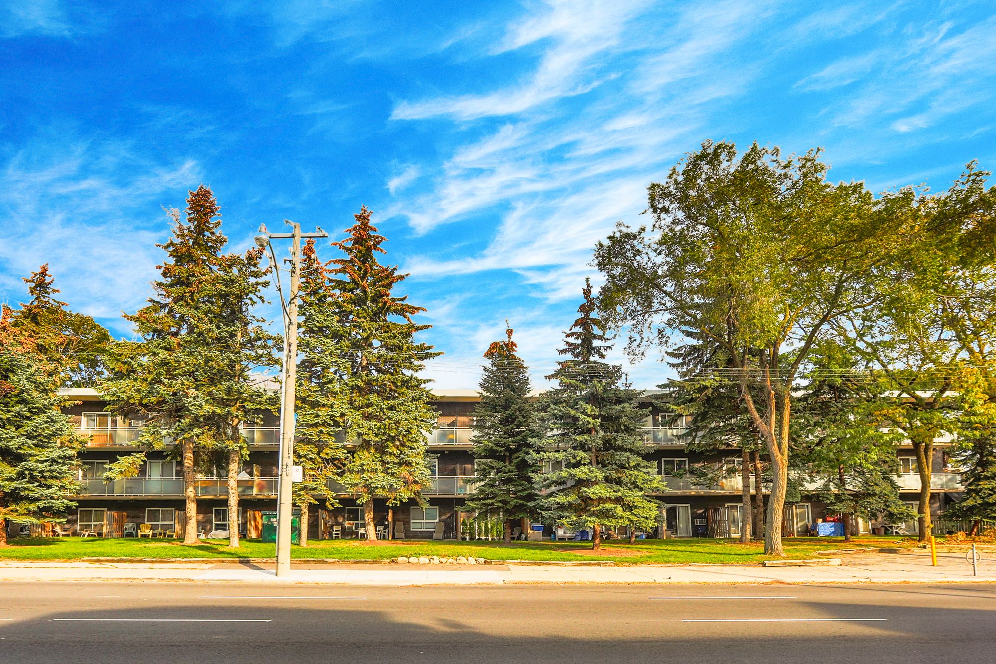 123 Woodbine Ave 123 Woodbine 1 Condo for Sale & 0 Units for Rent