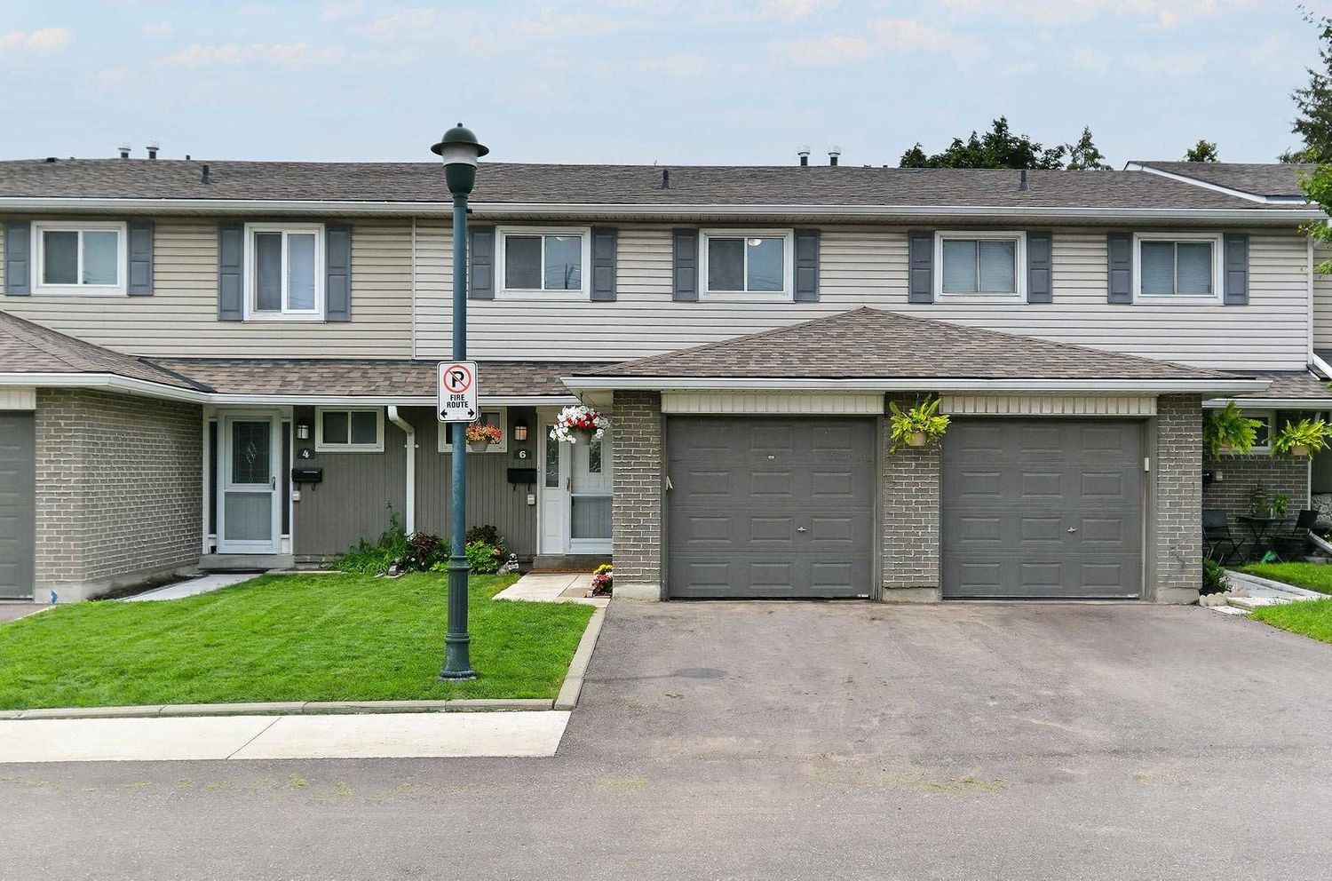 2-66 Village Court. 22 Village Court Townhouses is located in  Brampton, Toronto - image #2 of 2