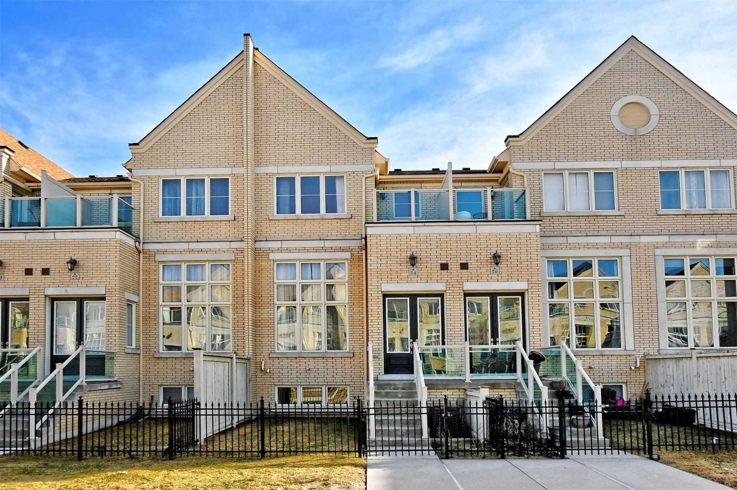 1-48 Maytime Way. 47 Maytime Way Townhouses is located in  Markham, Toronto - image #1 of 2