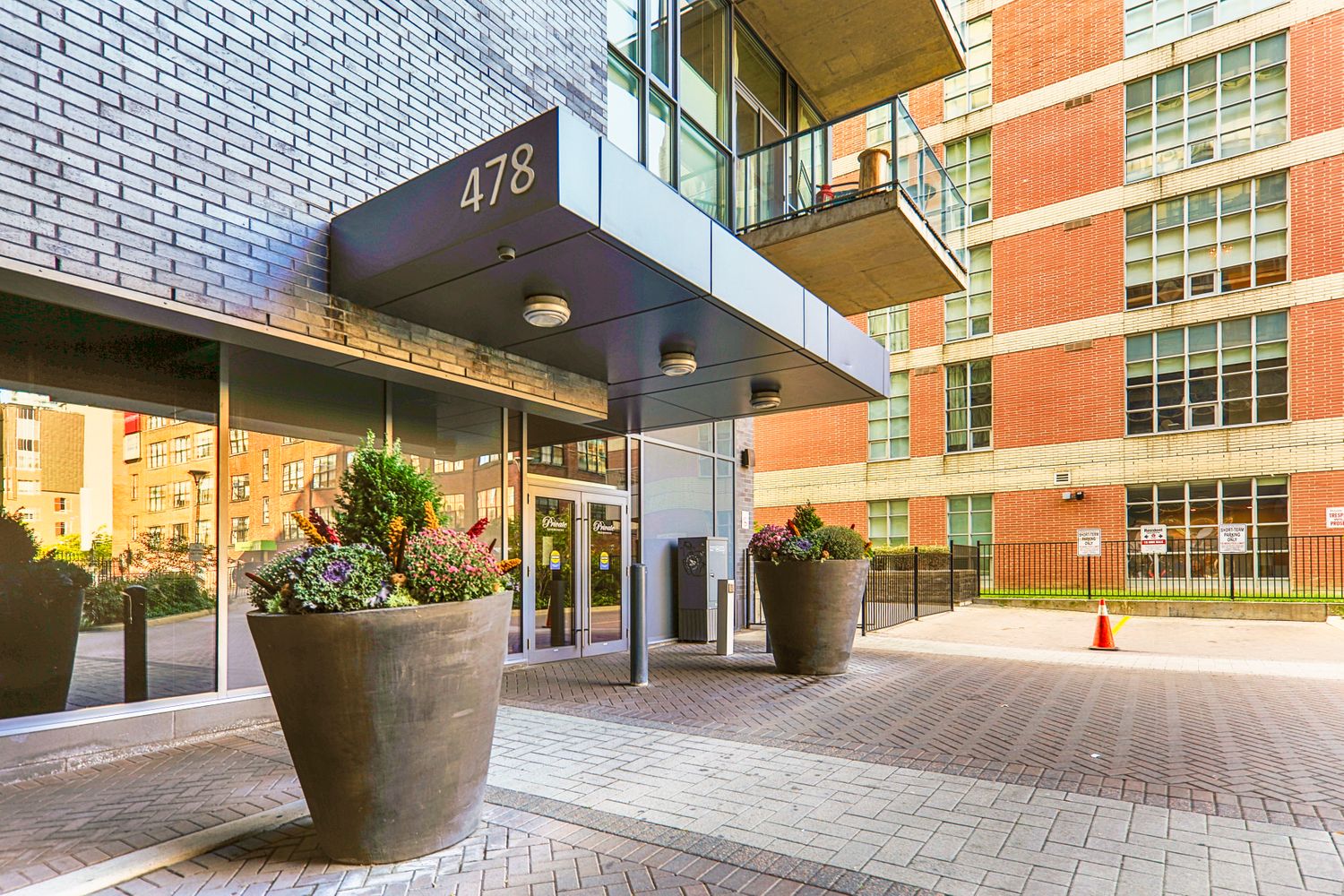 478 King Street W. Victory Lofts is located in  Downtown, Toronto - image #4 of 4