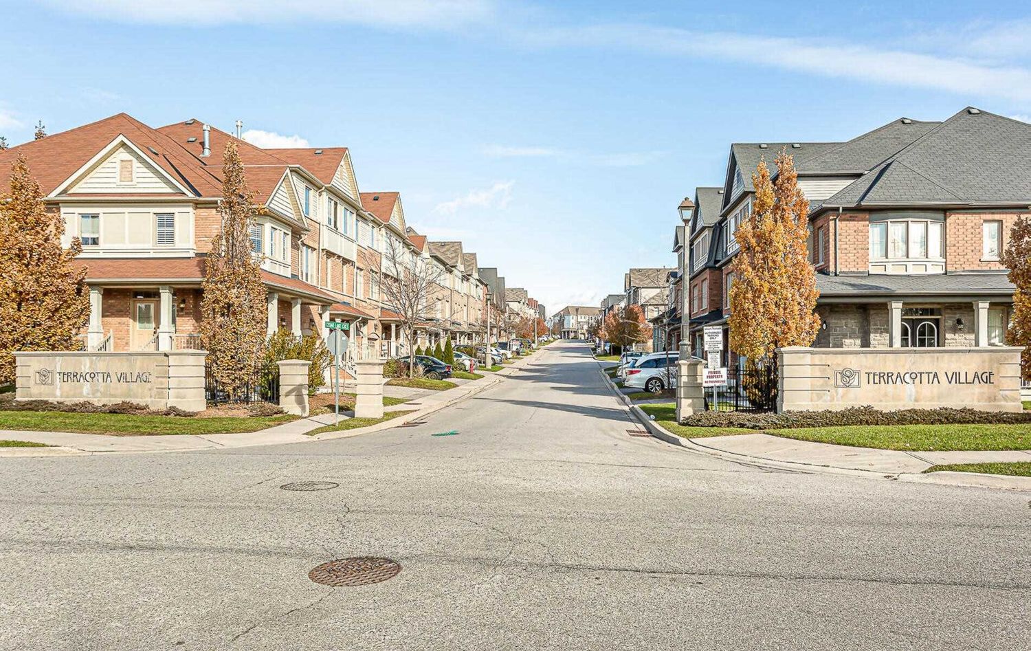 1-76 Cedar Lake Crescent. Terracotta Village is located in  Brampton, Toronto - image #1 of 2