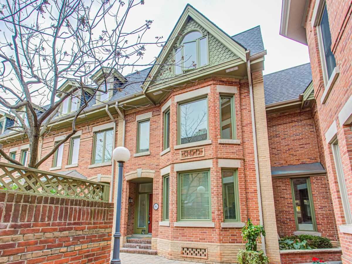 38 Earl Street. 38 Earl Street Townhomes is located in  Downtown, Toronto - image #2 of 2