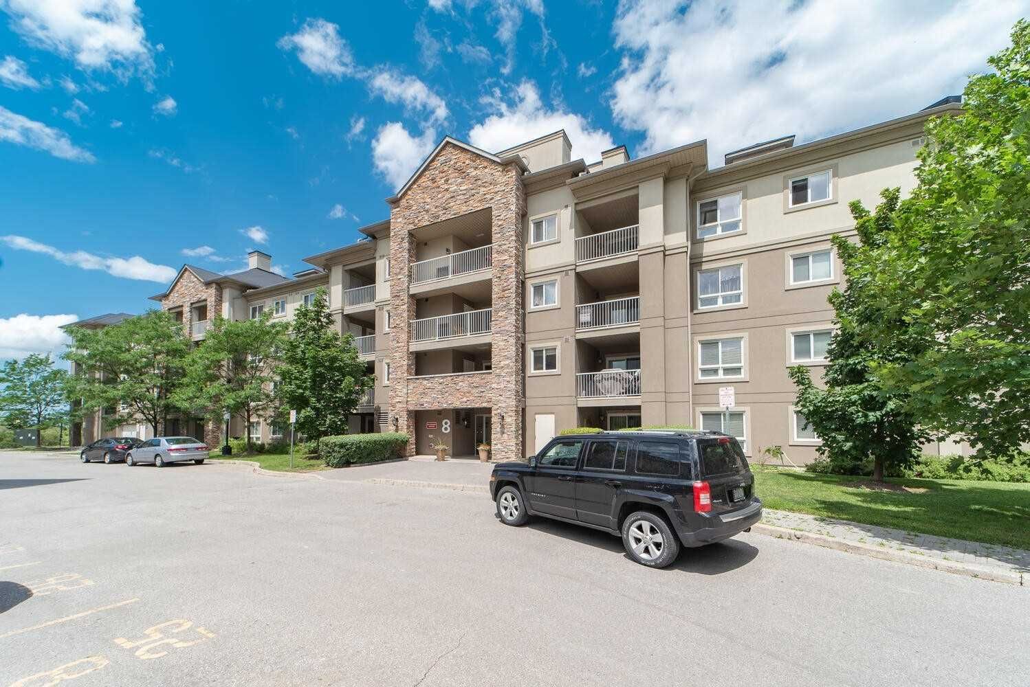 8 Dayspring Cir. Dayspring Circle Condominium is located in  Brampton, Toronto - image #2 of 3