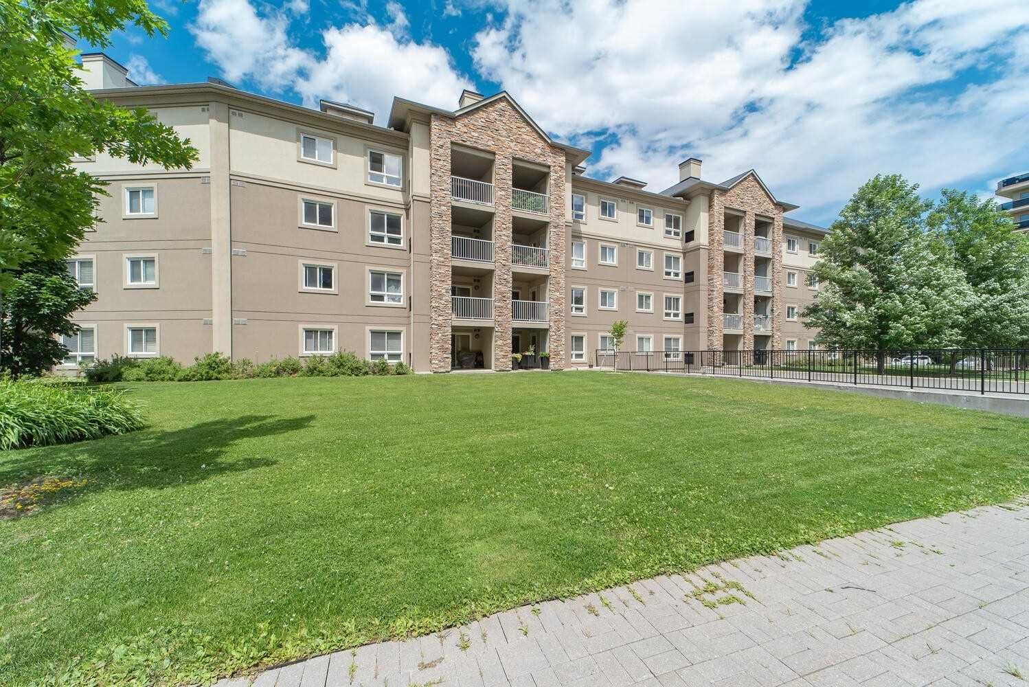 8 Dayspring Cir. Dayspring Circle Condominium is located in  Brampton, Toronto - image #3 of 3