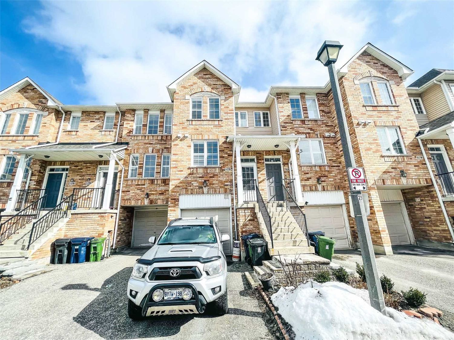 2726-2800 Eglinton Avenue E. Monarch Townhomes is located in  Scarborough, Toronto - image #3 of 3