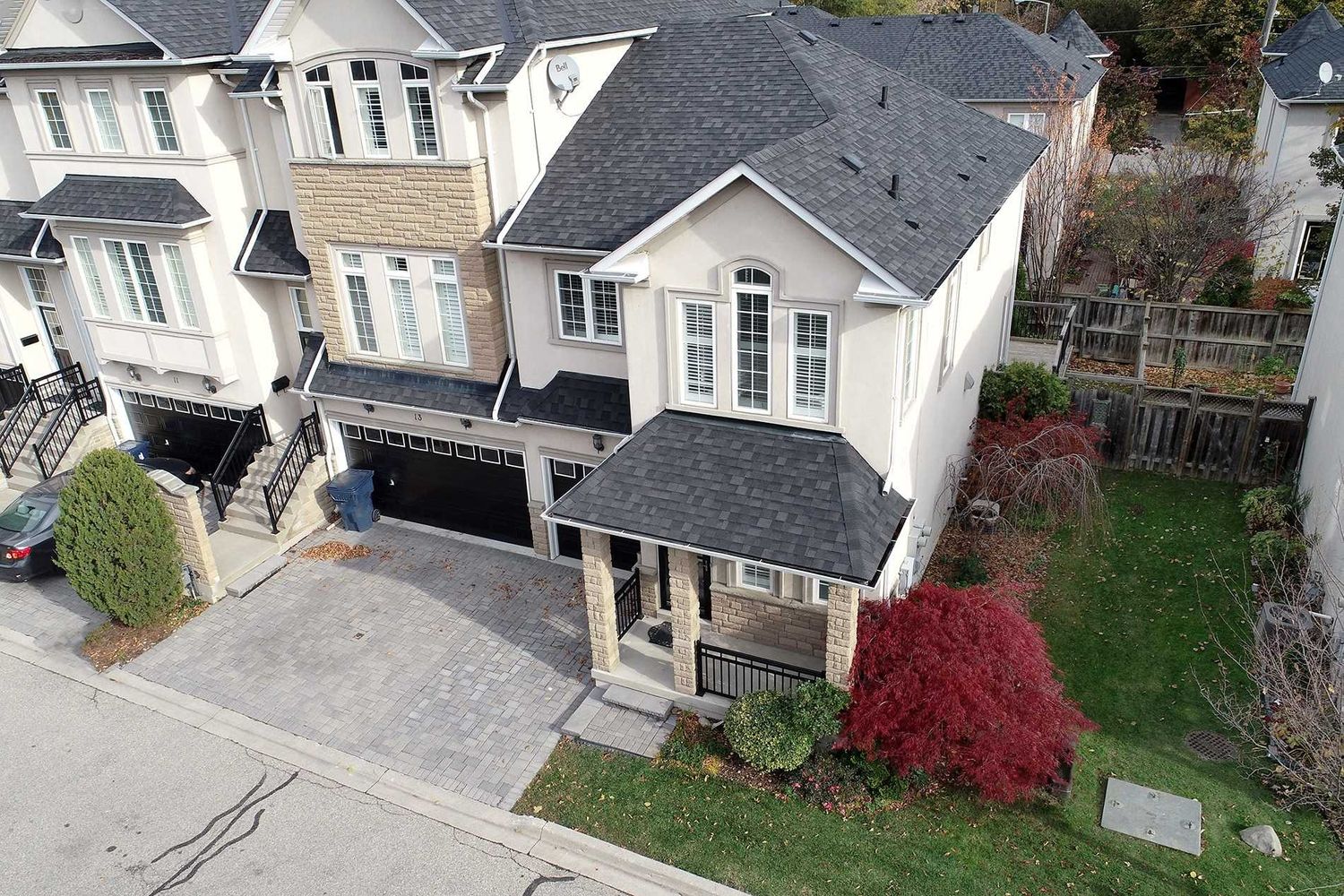 5-27 Cora Urbel Way. Cora Urbel Way Townhouses is located in  North York, Toronto - image #1 of 2