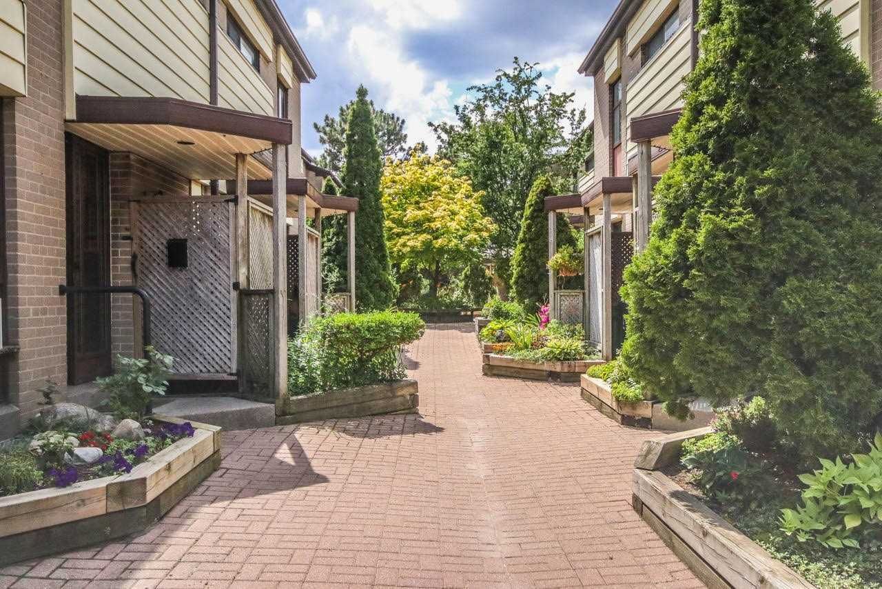 1275 Brimley Road. 1275 Brimley Road Townhouses is located in  Scarborough, Toronto - image #2 of 2